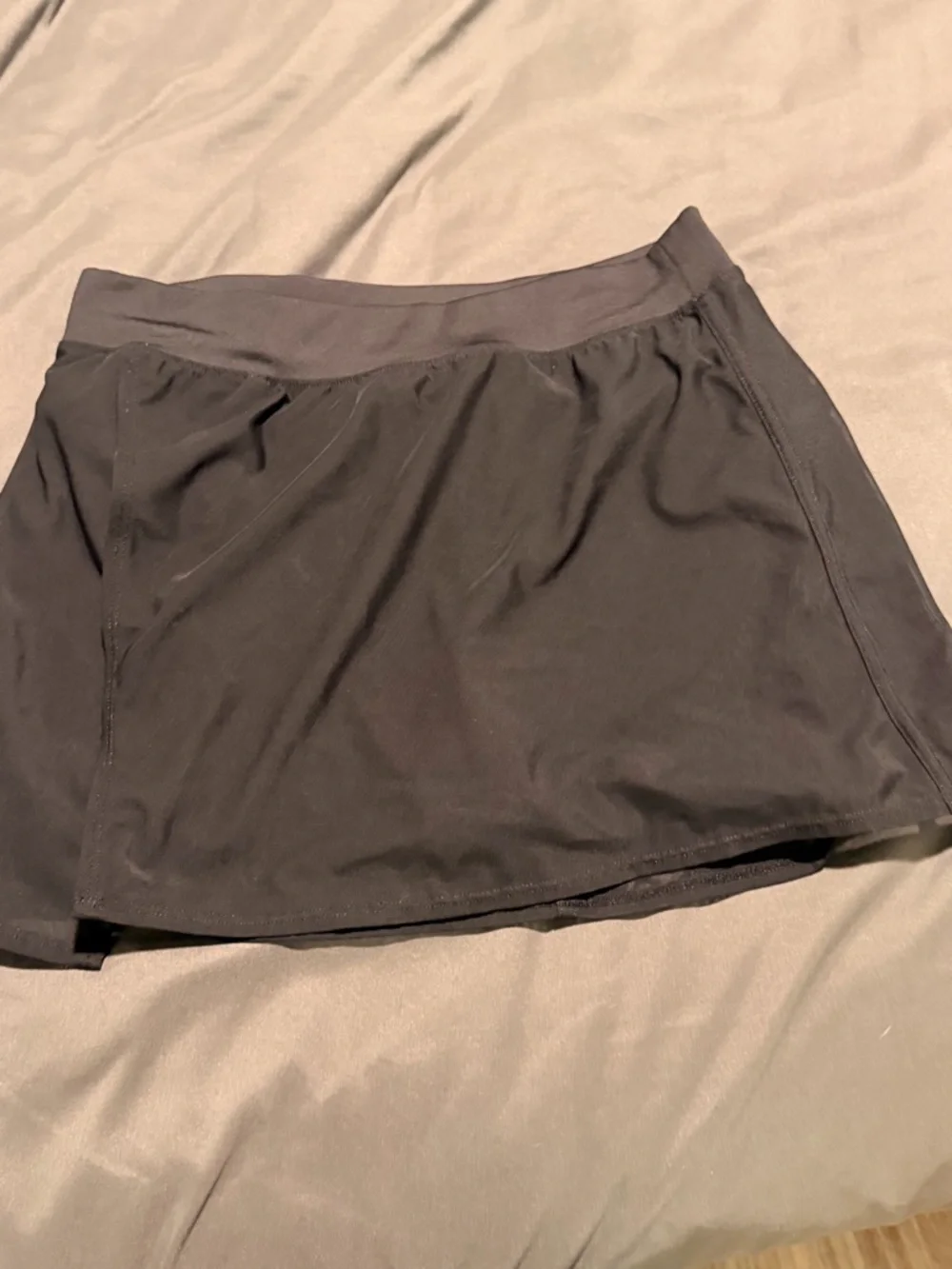 ALO Yoga Black Mesh Active Skort